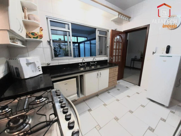 Imagem Casa com 3 Quartos à Venda, 210 m² em Jardim Centenário - Poços De Caldas Imagem Casa com 3 Quartos à Venda, 210 m² em Jardim Centenário - Poços De Caldas