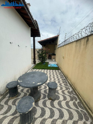Imagem Casa com 3 Quartos à Venda,  em Natal