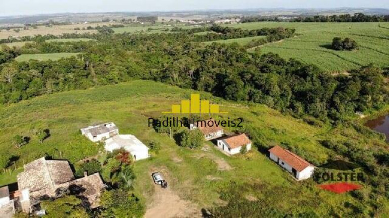 Imagem Fazenda à Venda, 119 m² em Centro - Capela Do Alto Imagem Fazenda à Venda, 119 m² em Centro - Capela Do Alto