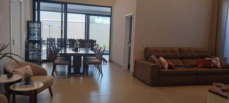 Imagem Casa com 3 Quartos para Alugar, 224 m² em Samambaia Parque Residencial - Bauru Imagem Casa com 3 Quartos para Alugar, 224 m² em Samambaia Parque Residencial - Bauru