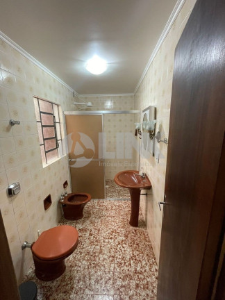 Imagem Casa com 3 Quartos à Venda, 363 m² em Tristeza - Porto Alegre Imagem Casa com 3 Quartos à Venda, 363 m² em Tristeza - Porto Alegre