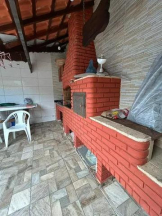 Imagem Casa com 2 Quartos à Venda, 151 m² em Jardim Magalhães - Itanhaém