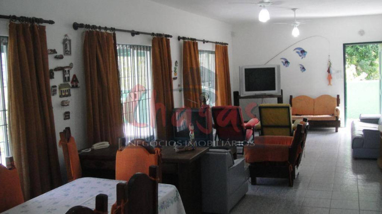 Imagem Sobrado com 4 Quartos à Venda, 265 m² em Massaguaçu - Caraguatatuba Imagem Sobrado com 4 Quartos à Venda, 265 m² em Massaguaçu - Caraguatatuba