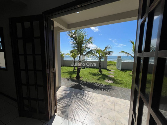 Imagem Sobrado com 3 Quartos à Venda, 173 m² em Barra Do Sai - Itapoá