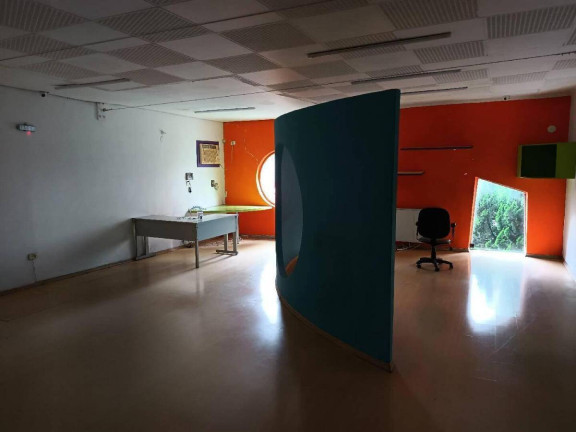 Loja para Alugar, 692 m² em Moema - São Paulo