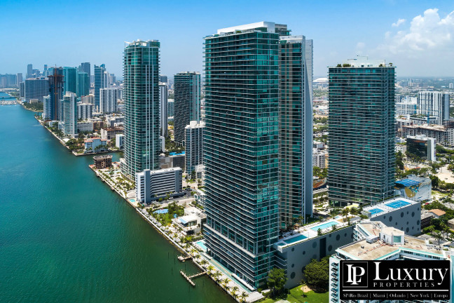 Imagem Apartamento com 3 Quartos à Venda, 200 m² em Miami Design District - Miami Imagem Apartamento com 3 Quartos à Venda, 200 m² em Miami Design District - Miami