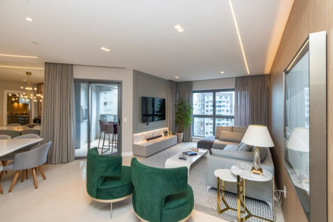 Imagem Apartamento com 4 Quartos à Venda, 180 m² em Centro - Balneário Camboriú Imagem Apartamento com 4 Quartos à Venda, 180 m² em Centro - Balneário Camboriú