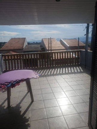 Imagem Sobrado com 3 Quartos à Venda, 250 m² em Chácara São Silvestre - Taubaté Imagem Sobrado com 3 Quartos à Venda, 250 m² em Chácara São Silvestre - Taubaté