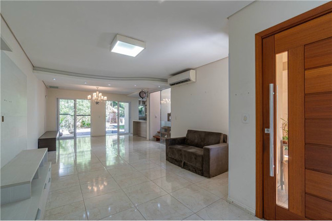 Imagem Casa com 2 Quartos à Venda, 203 m² em Higienópolis - Porto Alegre Imagem Casa com 2 Quartos à Venda, 203 m² em Higienópolis - Porto Alegre