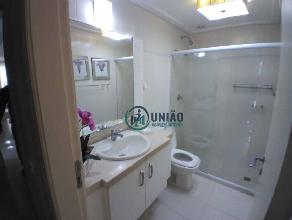 Imagem Cobertura com 3 Quartos à Venda, 300 m² em Piratininga - Niterói