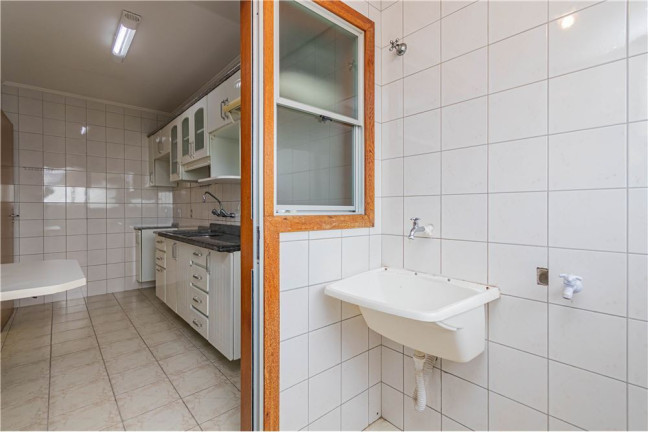 Imagem Imóvel com 2 Quartos à Venda, em Cavalhada - Porto Alegre Imagem Imóvel com 2 Quartos à Venda, em Cavalhada - Porto Alegre