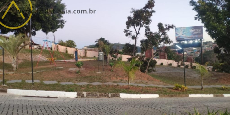 Imagem Casa com 3 Quartos à Venda, 218 m² em Jardim Shangri-lá - Atibaia Imagem Casa com 3 Quartos à Venda, 218 m² em Jardim Shangri-lá - Atibaia