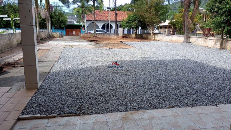 Imagem Casa com 3 Quartos à Venda, 450 m² em Cachoeira Do Bom Jesus - Florianópolis Imagem Casa com 3 Quartos à Venda, 450 m² em Cachoeira Do Bom Jesus - Florianópolis