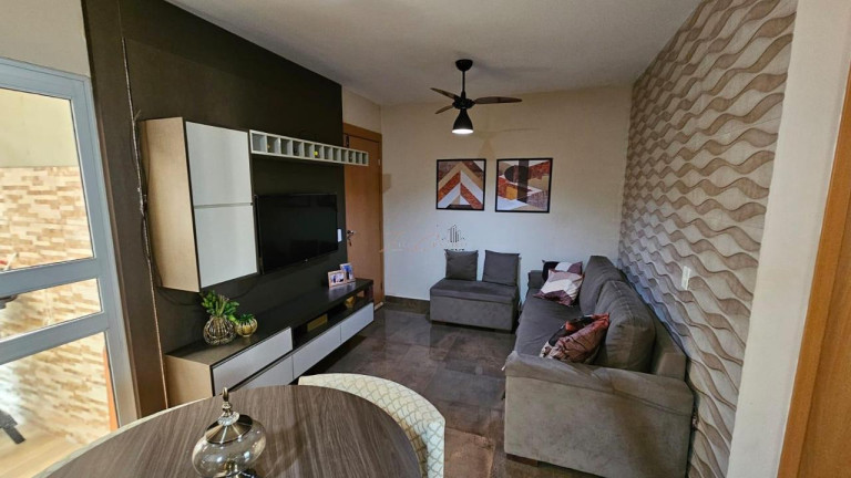 Imagem Apartamento com 2 Quartos à Venda, 43 m² em Tiradentes - Campo Grande