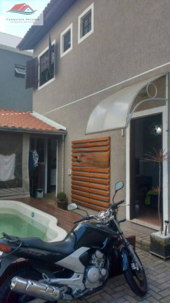Imagem Casa com 2 Quartos à Venda, 70 m² em Vila Galvão - Guarulhos Imagem Casa com 2 Quartos à Venda, 70 m² em Vila Galvão - Guarulhos
