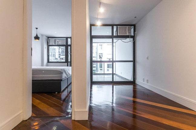 Imagem Apartamento com 1 Quarto à Venda, 86 m² em Ipanema - Rio De Janeiro Imagem Apartamento com 1 Quarto à Venda, 86 m² em Ipanema - Rio De Janeiro