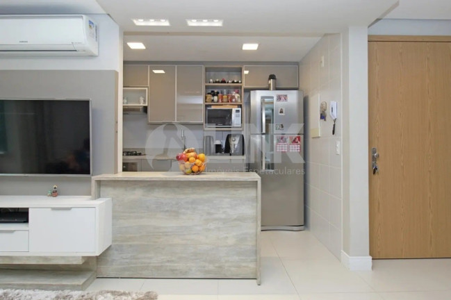 Imagem Apartamento com 2 Quartos à Venda, 68 m² em Passo Da Areia - Porto Alegre