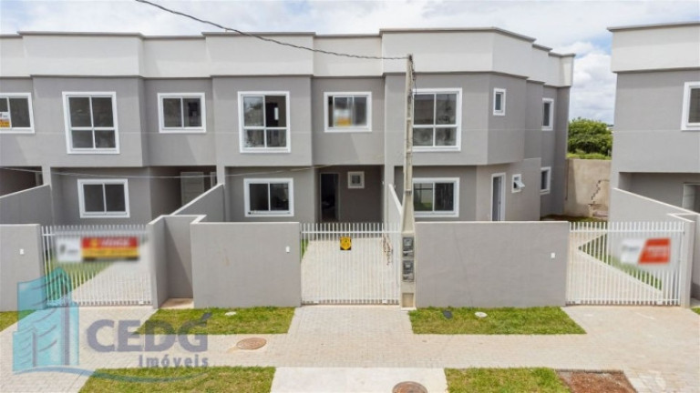 Imagem Casa com 3 Quartos à Venda, 102 m² em Uberaba - Curitiba Imagem Casa com 3 Quartos à Venda, 102 m² em Uberaba - Curitiba