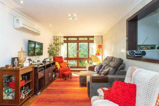 Imagem Apartamento com 3 Quartos à Venda, 99 m² em Rio Branco - Porto Alegre Imagem Apartamento com 3 Quartos à Venda, 99 m² em Rio Branco - Porto Alegre