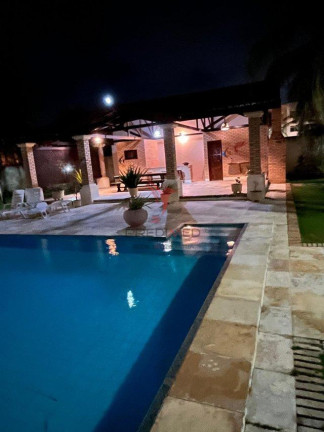 Foto do imóvel Casa com 4 Quartos à Venda, 300 m² em Beberibe - Beberibe