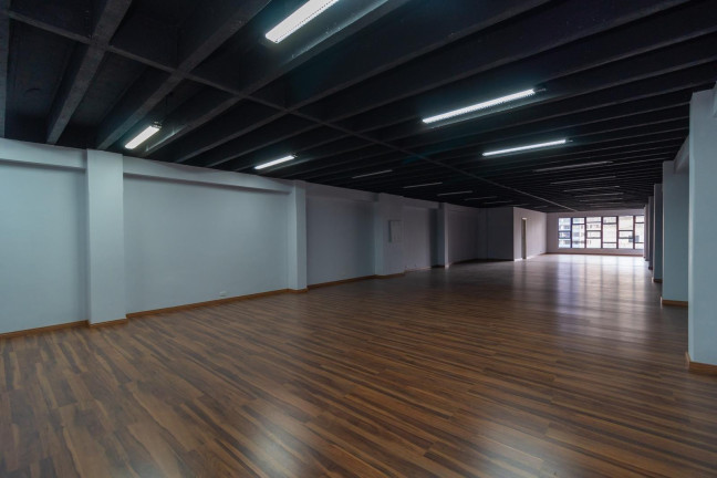 Imagem Imóvel Comercial à Venda, 2.096 m² em Centro - Curitiba Imagem Imóvel Comercial à Venda, 2.096 m² em Centro - Curitiba