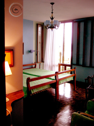 Imagem Casa com 4 Quartos à Venda, 360 m²