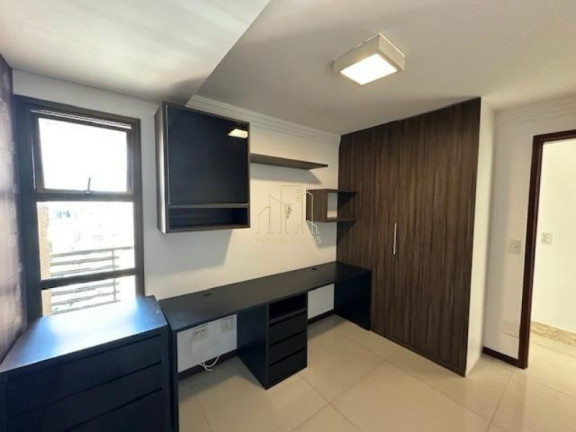 Imagem Imóvel com 4 Quartos à Venda, 145 m² em Alphaville I - Salvador Imagem Imóvel com 4 Quartos à Venda, 145 m² em Alphaville I - Salvador