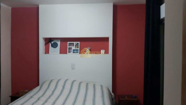 Imagem Casa com 3 Quartos à Venda, 240 m² em Vila Scarpelli - Santo André Imagem Casa com 3 Quartos à Venda, 240 m² em Vila Scarpelli - Santo André