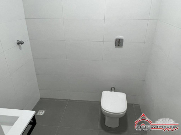 Imagem Casa com 2 Quartos à Venda, em Centro - Jacareí Imagem Casa com 2 Quartos à Venda, em Centro - Jacareí