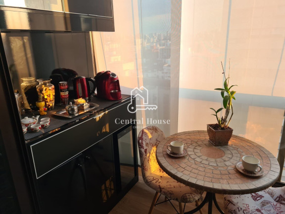 Imagem Apartamento com 2 Quartos para Alugar, 70 m² em Moema - São Paulo