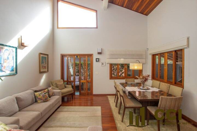 Imagem Casa com 3 Quartos à Venda, 239 m² em Chácara Santa Lúcia - Carapicuíba