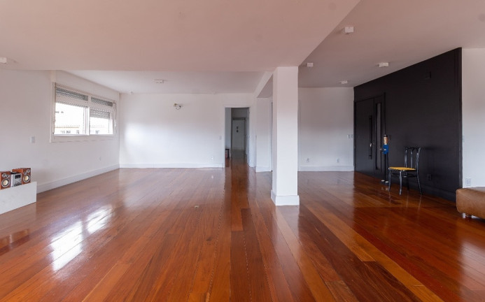 Imagem Apartamento com 3 Quartos à Venda, 232 m² em Petrópolis - Porto Alegre Imagem Apartamento com 3 Quartos à Venda, 232 m² em Petrópolis - Porto Alegre