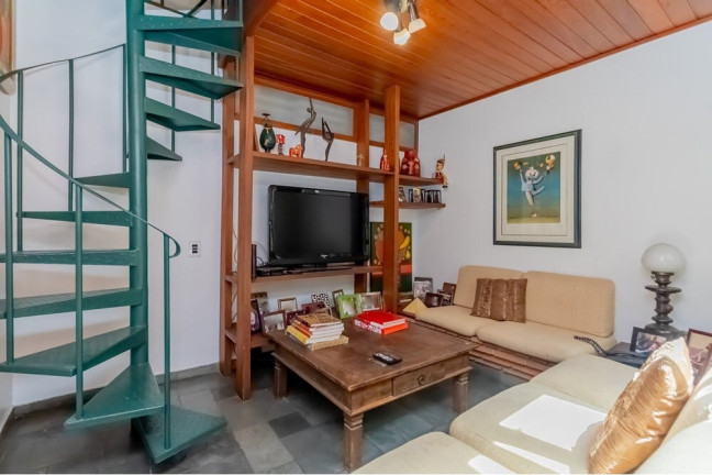 Imagem Casa com 4 Quartos à Venda, 310 m² em Moema - São Paulo