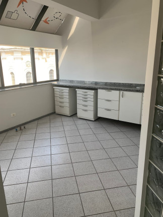 Sala Comercial à Venda, 36 m² em Centro - Pindamonhangaba