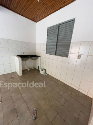 Imagem Casa com 2 Quartos à Venda, 90 m² em Vila Baccili - Lençóis Paulista Imagem Casa com 2 Quartos à Venda, 90 m² em Vila Baccili - Lençóis Paulista
