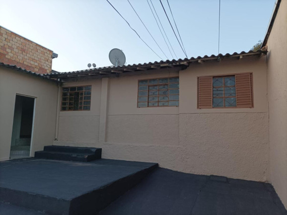Imagem Casa com 2 Quartos à Venda, 80 m² em Colina Verde - Avaré