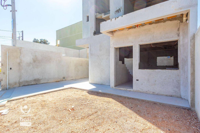 Imagem Sobrado com 3 Quartos à Venda, 133 m² em Capão Raso - Curitiba