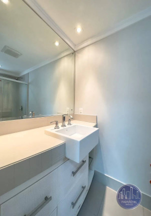 Imagem Apartamento com 3 Quartos à Venda, 138 m² em Centro - Balneário Camboriú Imagem Apartamento com 3 Quartos à Venda, 138 m² em Centro - Balneário Camboriú