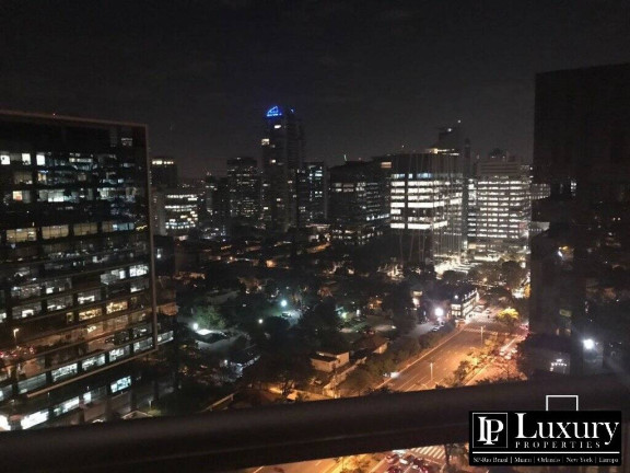 Imagem Apartamento com 4 Quartos à Venda, 322 m² em Itaim Bibi - São Paulo Imagem Apartamento com 4 Quartos à Venda, 322 m² em Itaim Bibi - São Paulo