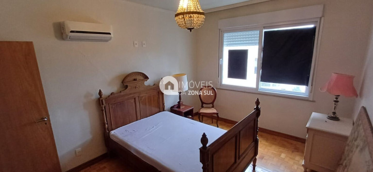 Imagem Apartamento com 4 Quartos à Venda, 207 m²