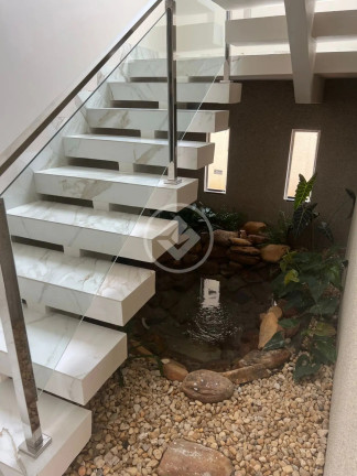 Imagem Sobrado com 4 Quartos à Venda, 220 m² em Residencial Recanto Das Emas - Goiânia Imagem Sobrado com 4 Quartos à Venda, 220 m² em Residencial Recanto Das Emas - Goiânia