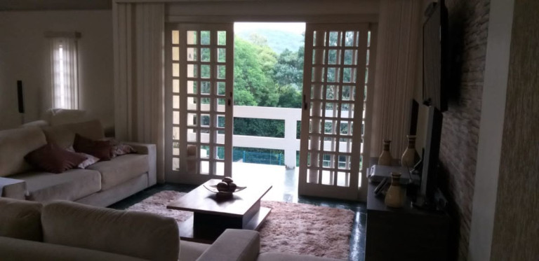 Imagem Imóvel com 4 Quartos à Venda, 1 m² em Centro - Mairiporã Imagem Imóvel com 4 Quartos à Venda, 1 m² em Centro - Mairiporã