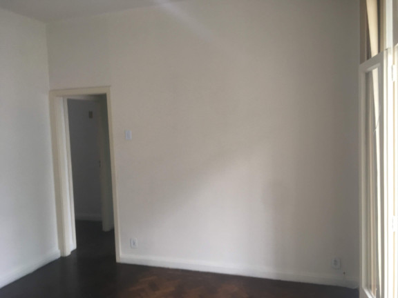 Imagem Imóvel com 3 Quartos à Venda, 110 m² em Urca - Rio De Janeiro Imagem Imóvel com 3 Quartos à Venda, 110 m² em Urca - Rio De Janeiro