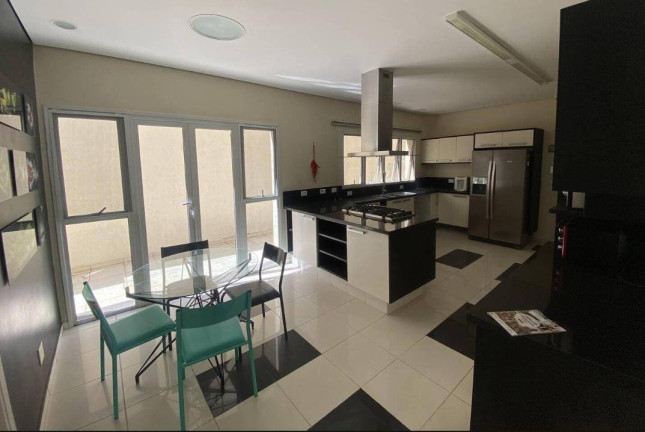 Imagem Casa com 1 Quarto à Venda, 467 m² em Alphaville - Santana De Parnaíba Imagem Casa com 1 Quarto à Venda, 467 m² em Alphaville - Santana De Parnaíba