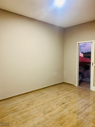 Imagem Casa com 4 Quartos à Venda, em Santa Maria - São Sebastião Da Grama Imagem Casa com 4 Quartos à Venda, em Santa Maria - São Sebastião Da Grama