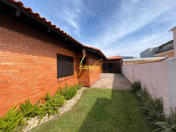 Imagem Casa com 5 Quartos à Venda, 300 m² em Centro - Xangri-la Imagem Casa com 5 Quartos à Venda, 300 m² em Centro - Xangri-la
