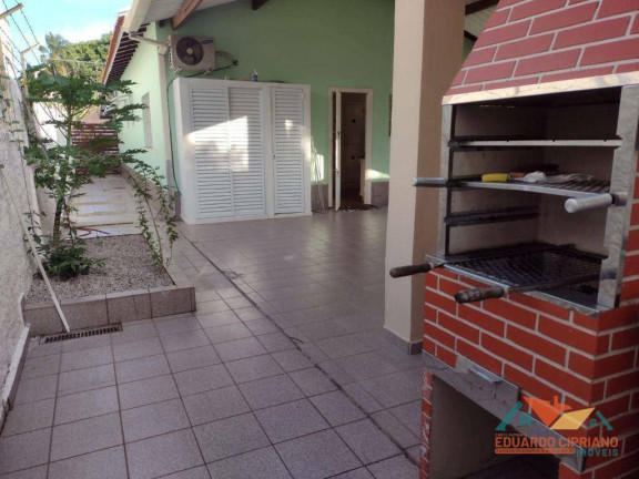 Imagem Casa com 6 Quartos à Venda, 317 m² em Centro - Caraguatatuba