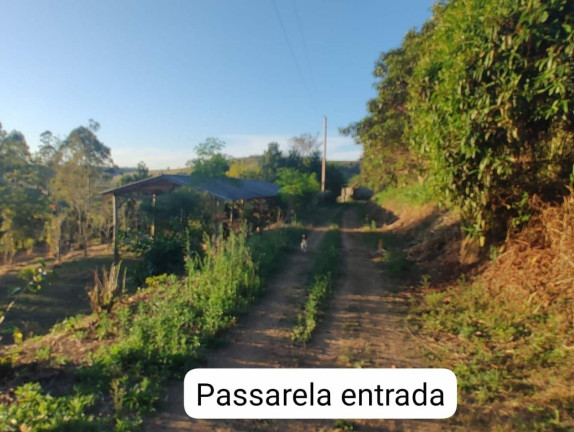 Imagem Chácara com 3 Quartos à Venda, 300 m² em Vila Amelia - Paraibuna Imagem Chácara com 3 Quartos à Venda, 300 m² em Vila Amelia - Paraibuna