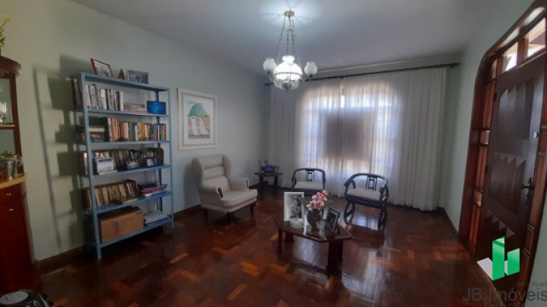 Imagem Casa com 3 Quartos à Venda, 215 m² em Todos Os Santos - Montes Claros Imagem Casa com 3 Quartos à Venda, 215 m² em Todos Os Santos - Montes Claros