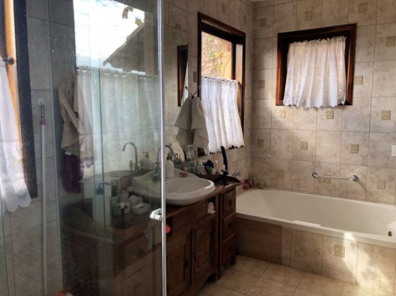 Imagem Casa com 3 Quartos à Venda, em Fazendinha - Carapicuíba Imagem Casa com 3 Quartos à Venda, em Fazendinha - Carapicuíba
